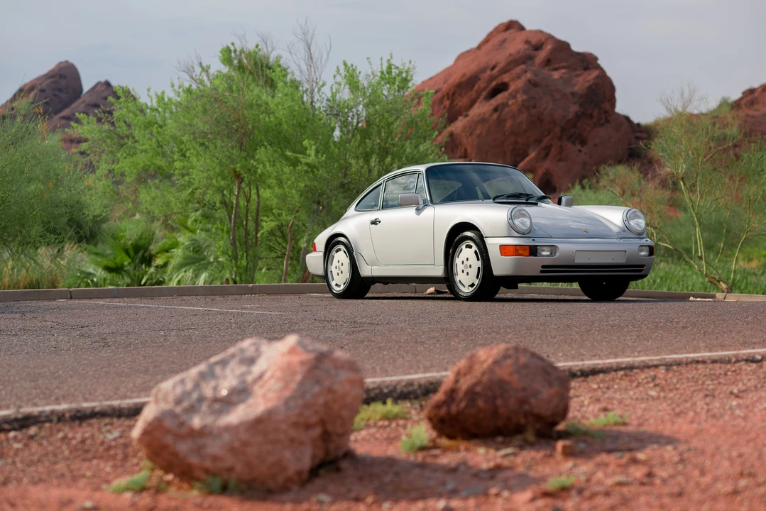 1990 Porsche 964 Carrera 4 - Image 14 of 31