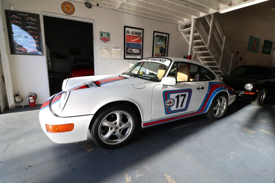 1990 Porsche 964 Carrera 4 - Image 11 of 31