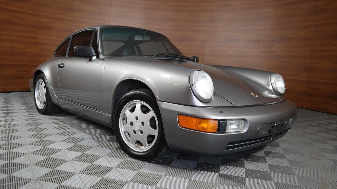 1990 Porsche 964 Carrera 4 - Image 12 of 31