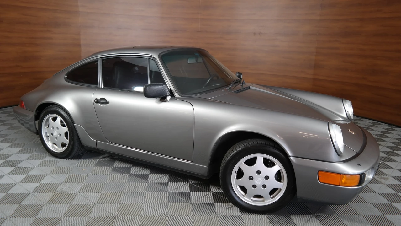 1990 Porsche 964 Carrera 4 - Image 10 of 31