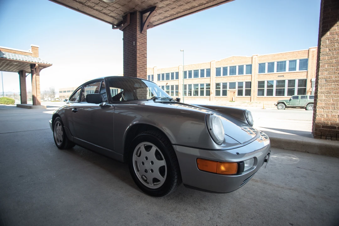 1990 Porsche 964 Carrera 4 - Image 19 of 31
