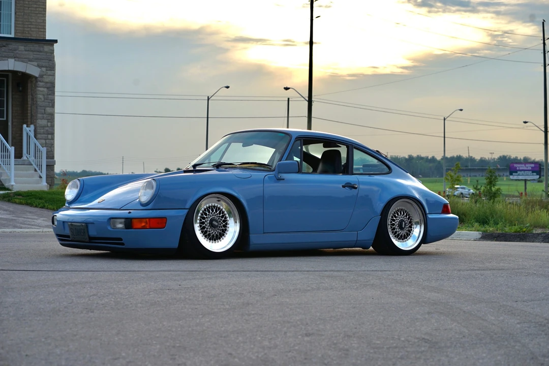 1990 Porsche 964 Carrera 4 - Image 4 of 31