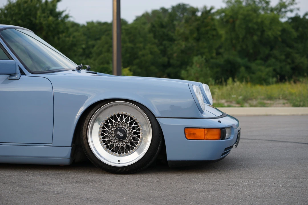 1990 Porsche 964 Carrera 4 - Image 16 of 31