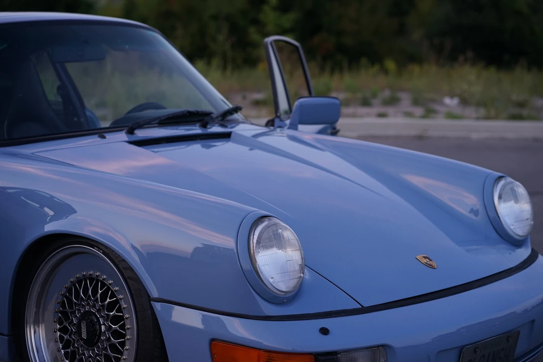 1990 Porsche 964 Carrera 4 - Image 27 of 31