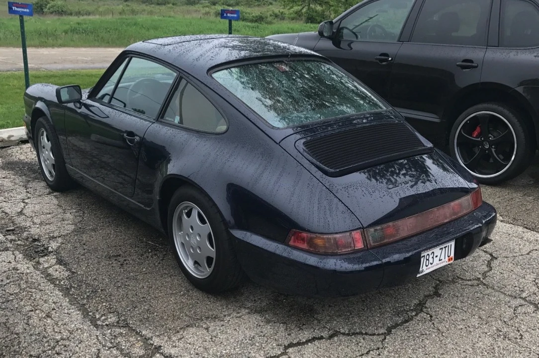 1990 Porsche 964 Carrera 4 - Image 9 of 31