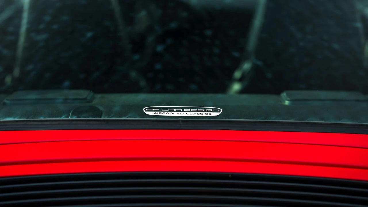 1990 Porsche 964 Carrera 4 - Image 24 of 31