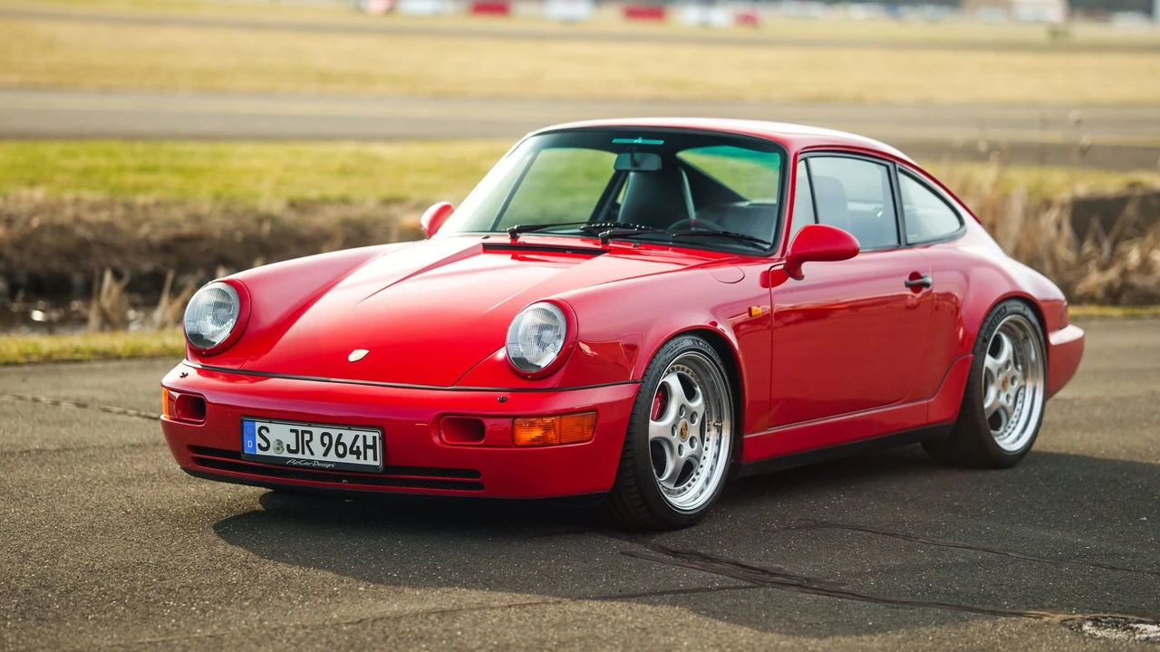 1990 Porsche 964 Carrera 4 - Image 8 of 31