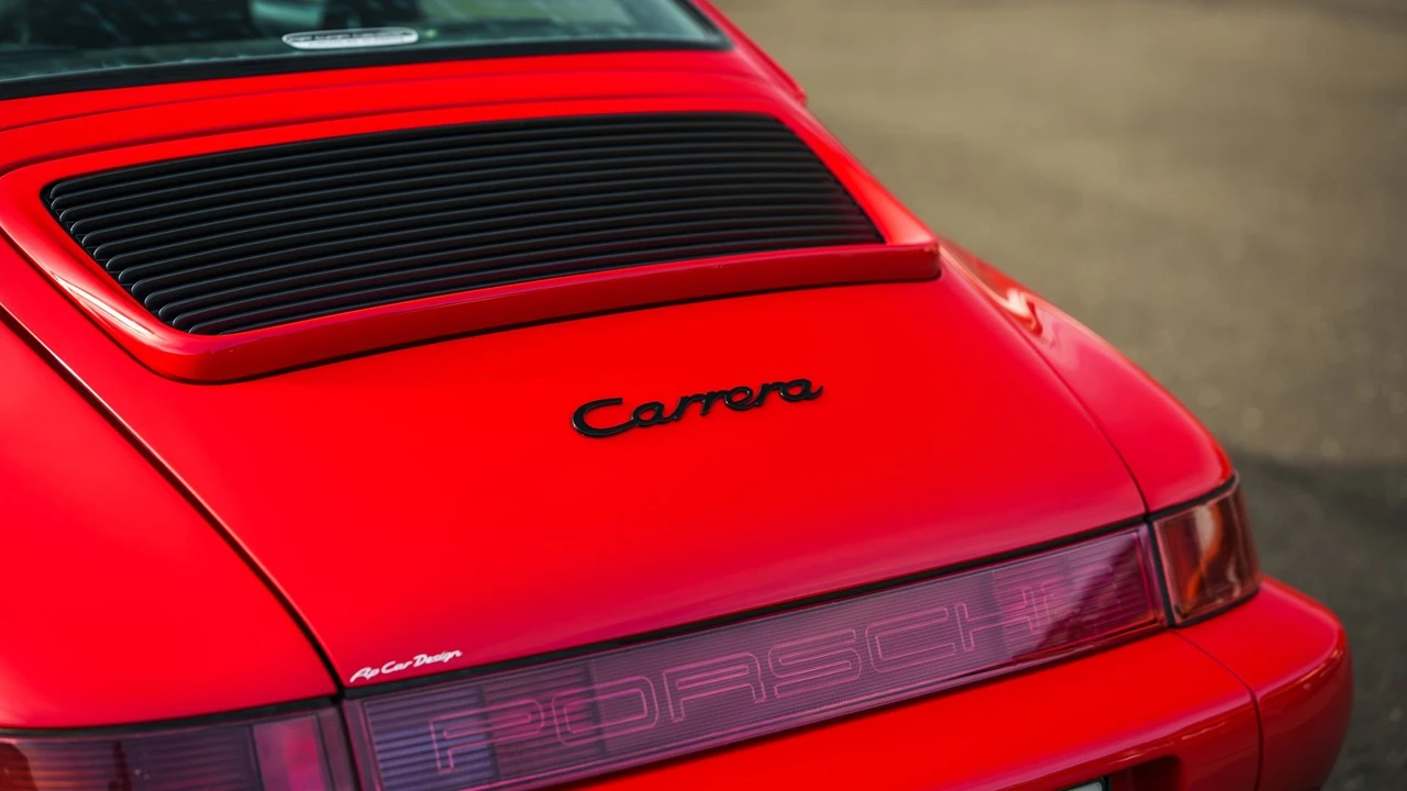 1990 Porsche 964 Carrera 4 - Image 18 of 31
