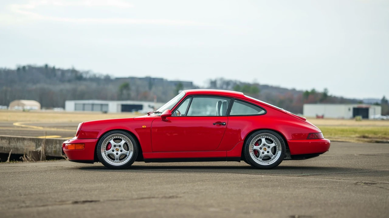 1990 Porsche 964 Carrera 4 - Image 21 of 31