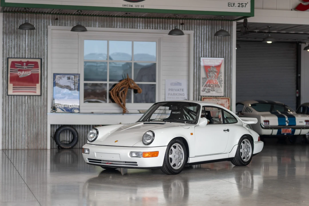 1990 Porsche 964 Carrera 4 - Image 10 of 31