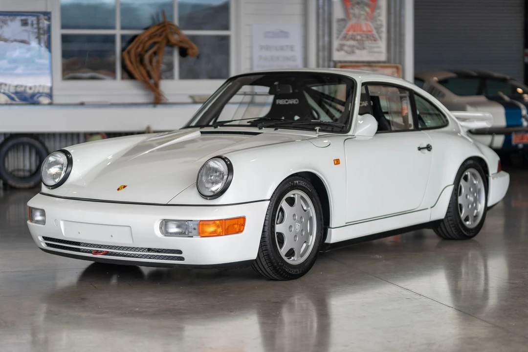1990 Porsche 964 Carrera 4 - Image 15 of 31