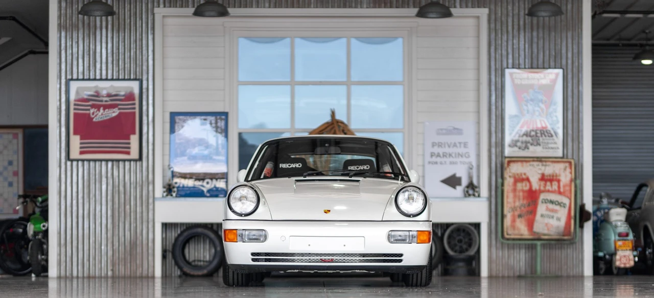 1990 Porsche 964 Carrera 4 - Image 26 of 31