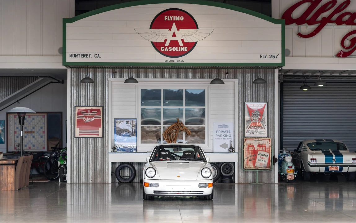 1990 Porsche 964 Carrera 4 - Image 23 of 31