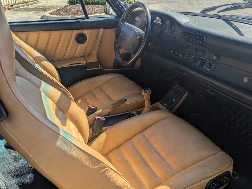 1990 Porsche 964 Carrera 4 - Image 11 of 19