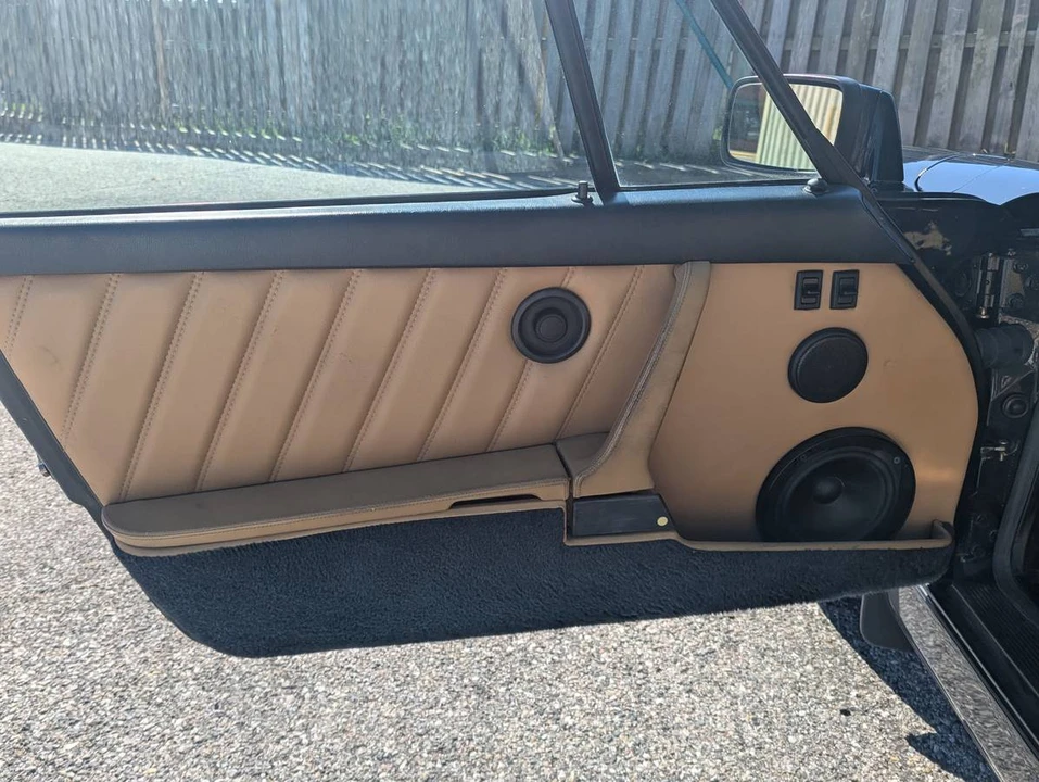 1990 Porsche 964 Carrera 4 - Image 12 of 19