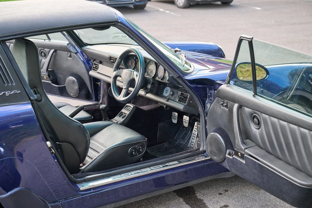 1990 Porsche 964 Carrera 4 - Image 29 of 30