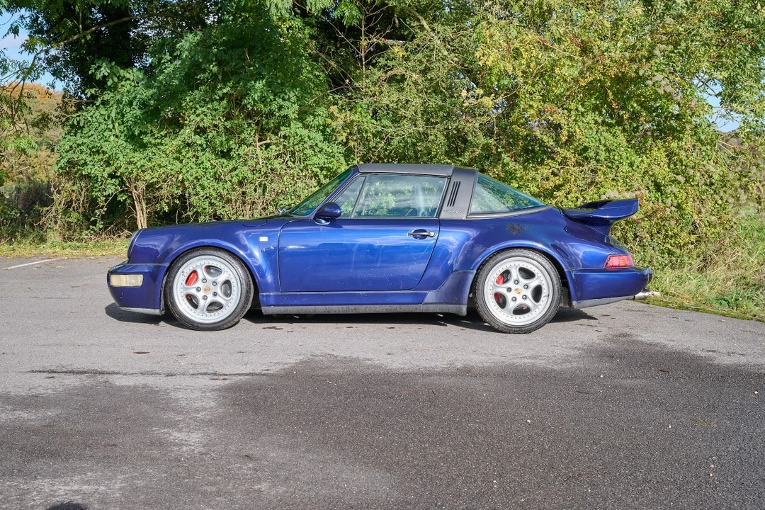 1990 Porsche 964 Carrera 4 - Image 12 of 30