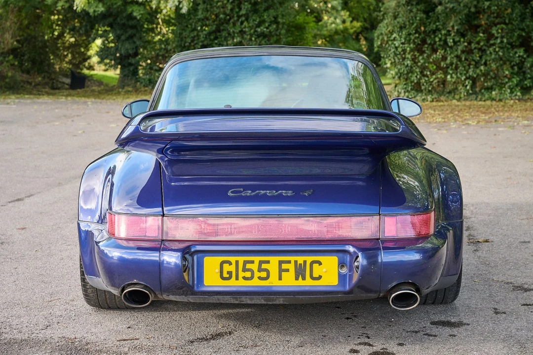1990 Porsche 964 Carrera 4 - Image 17 of 30