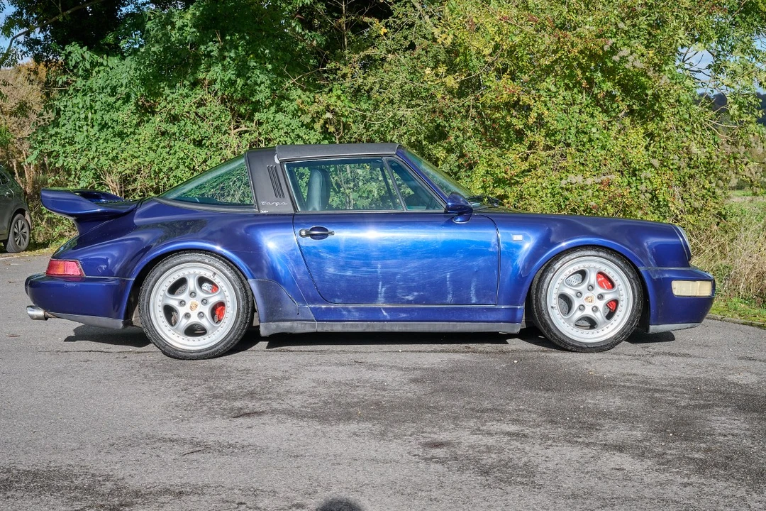 1990 Porsche 964 Carrera 4 - Image 22 of 30
