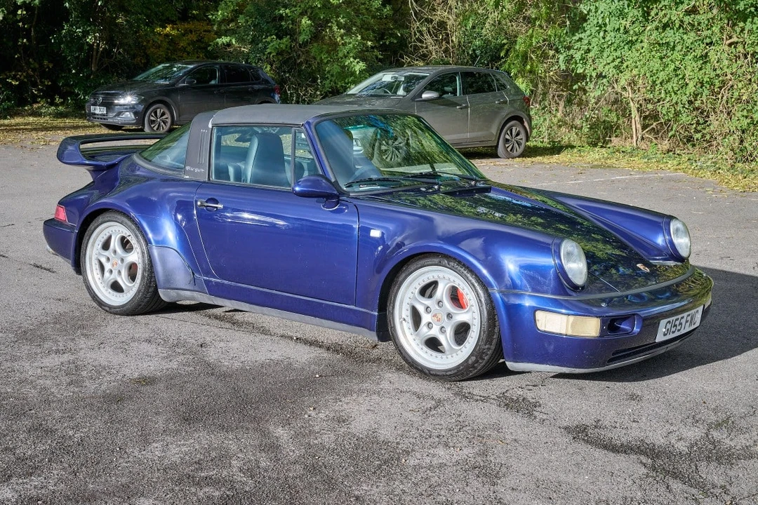 1990 Porsche 964 Carrera 4 - Image 24 of 30