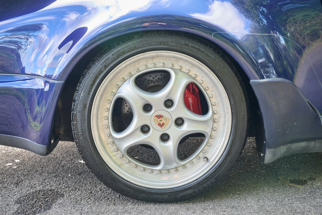 1990 Porsche 964 Carrera 4 - Image 28 of 30