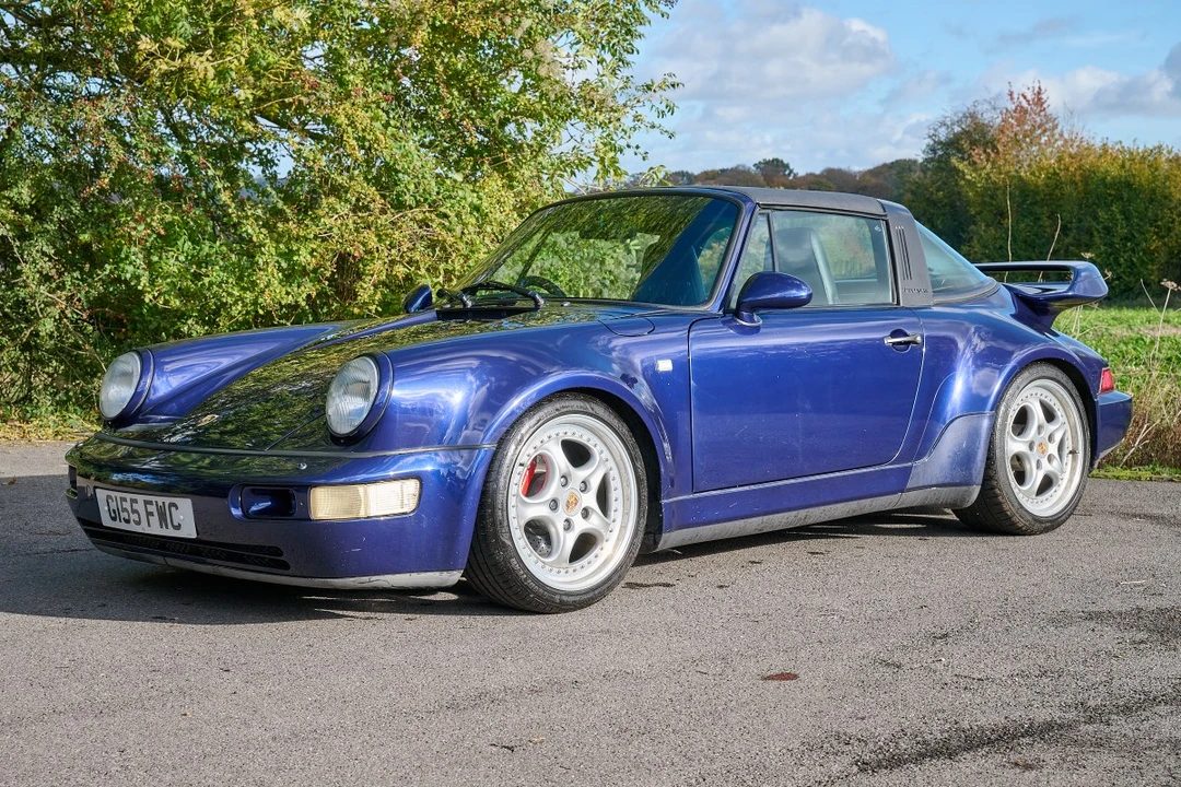 1990 Porsche 964 Carrera 4 - Image 4 of 30