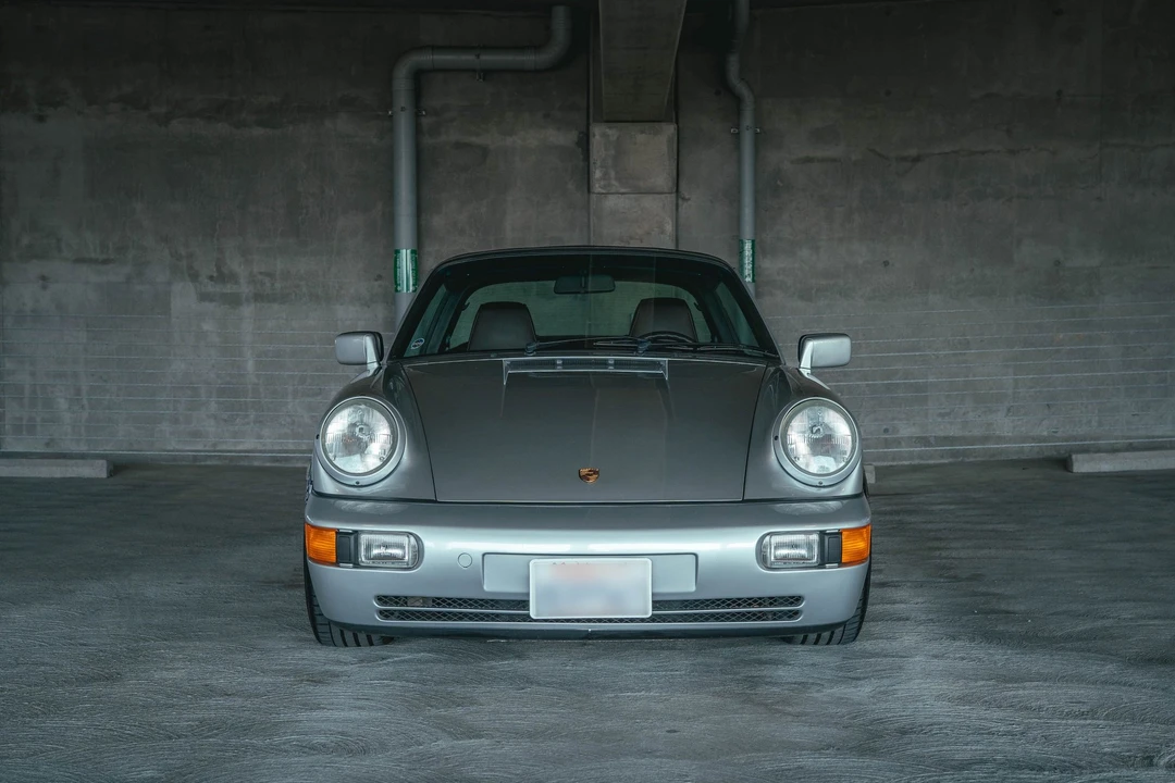 1990 Porsche 964 Carrera 4 - Image 6 of 12