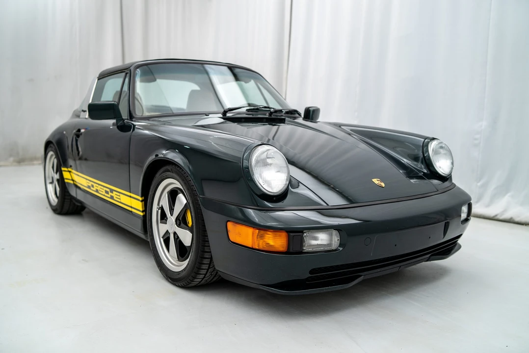 1990 Porsche 964 Carrera 4 - Image 24 of 31