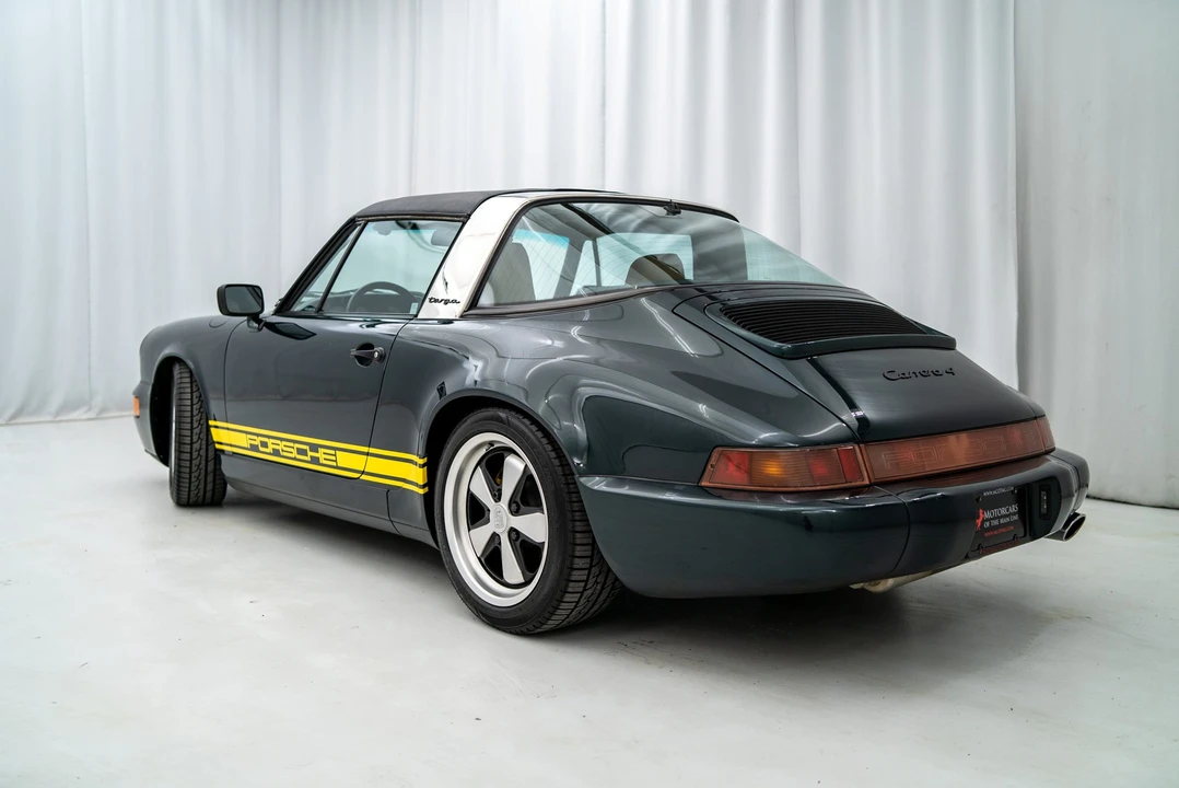 1990 Porsche 964 Carrera 4 - Image 17 of 31