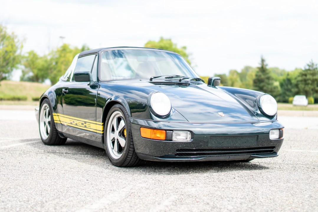 1990 Porsche 964 Carrera 4 - Image 12 of 31