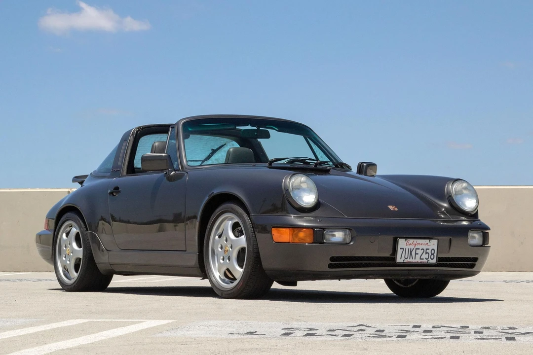 1990 Porsche 964 Carrera 4 - Image 28 of 31