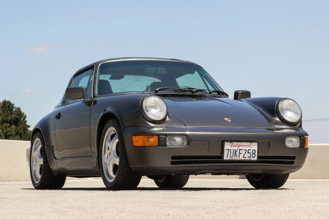 1990 Porsche 964 Carrera 4 - Image 29 of 31