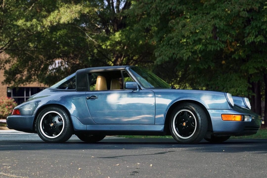 1990 Porsche 964 Carrera 4 - Image 7 of 31