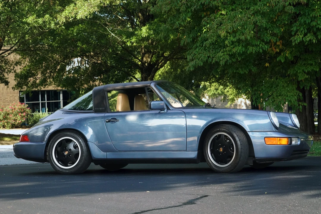1990 Porsche 964 Carrera 4 - Image 6 of 31