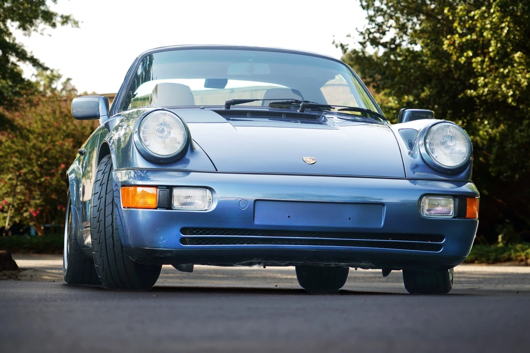 1990 Porsche 964 Carrera 4 - Image 11 of 31