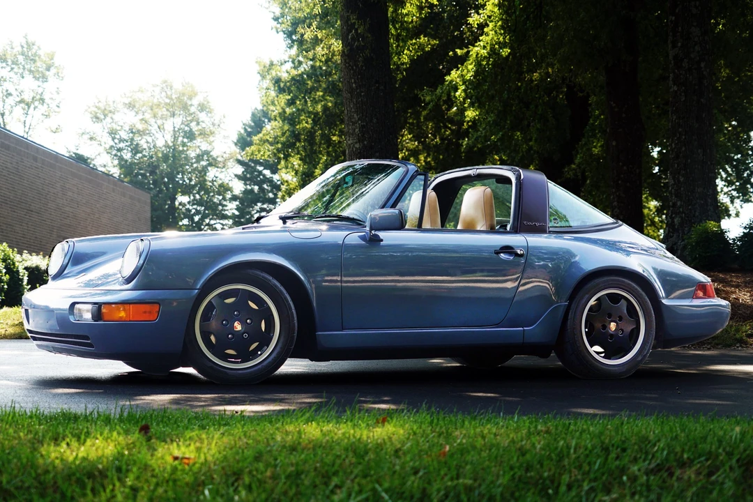 1990 Porsche 964 Carrera 4 - Image 4 of 31