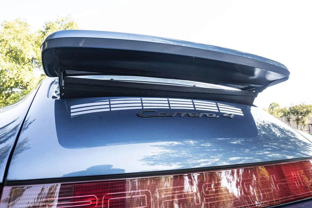 1990 Porsche 964 Carrera 4 - Image 28 of 31