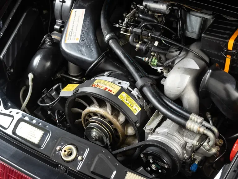 1990 Porsche 964 Carrera 4 - Image 4 of 31