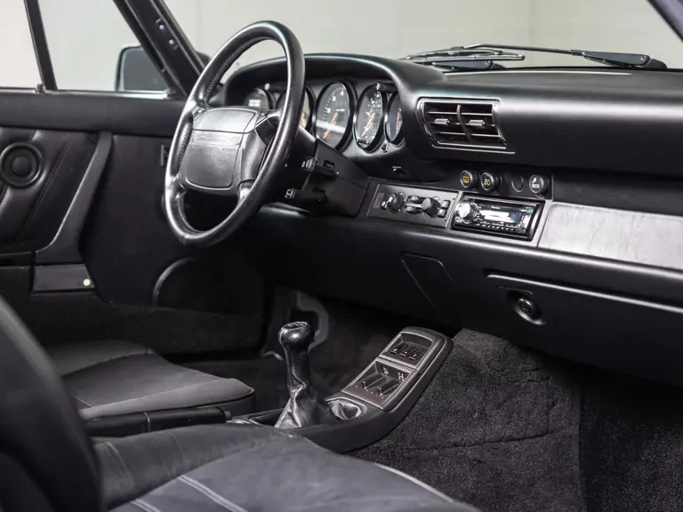 1990 Porsche 964 Carrera 4 - Image 26 of 31