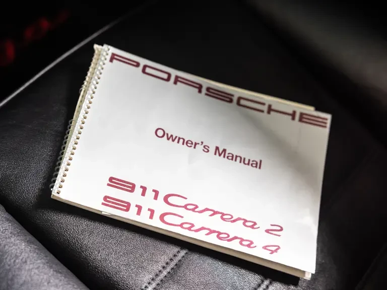 1990 Porsche 964 Carrera 4 - Image 27 of 31