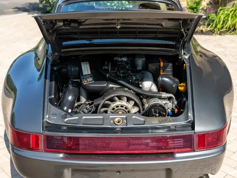 1990 Porsche 964 Carrera 4 - Image 4 of 31