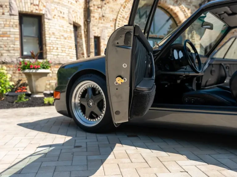 1990 Porsche 964 Carrera 4 - Image 16 of 31