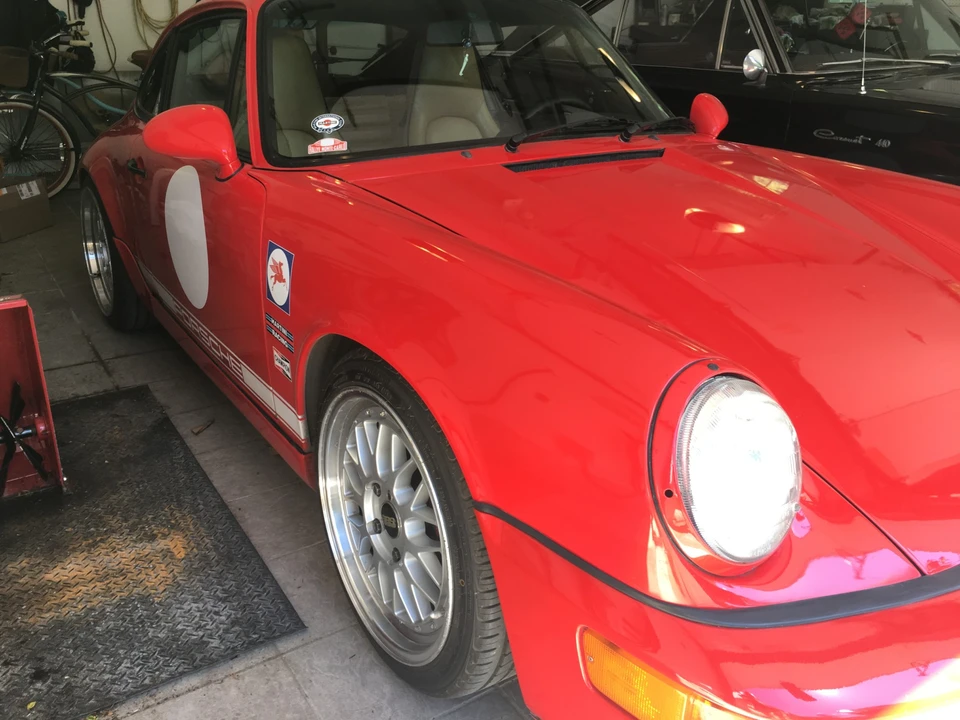 1990 Porsche 964 Carrera 4 - Image 26 of 31