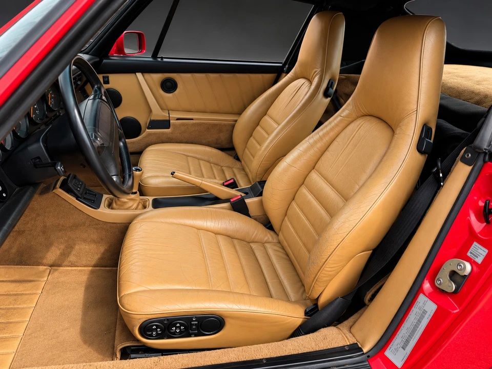 1990 Porsche 964 Carrera 4 - Image 7 of 19