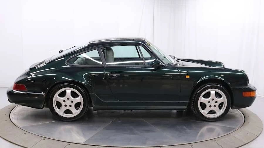 1990 Porsche 964 Carrera 4 - Image 9 of 31