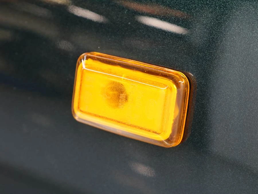 1990 Porsche 964 Carrera 4 - Image 24 of 31