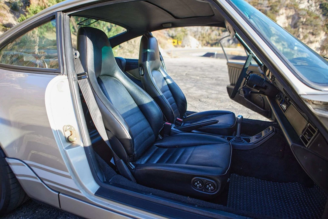 1990 Porsche 964 Carrera - Image 9 of 24