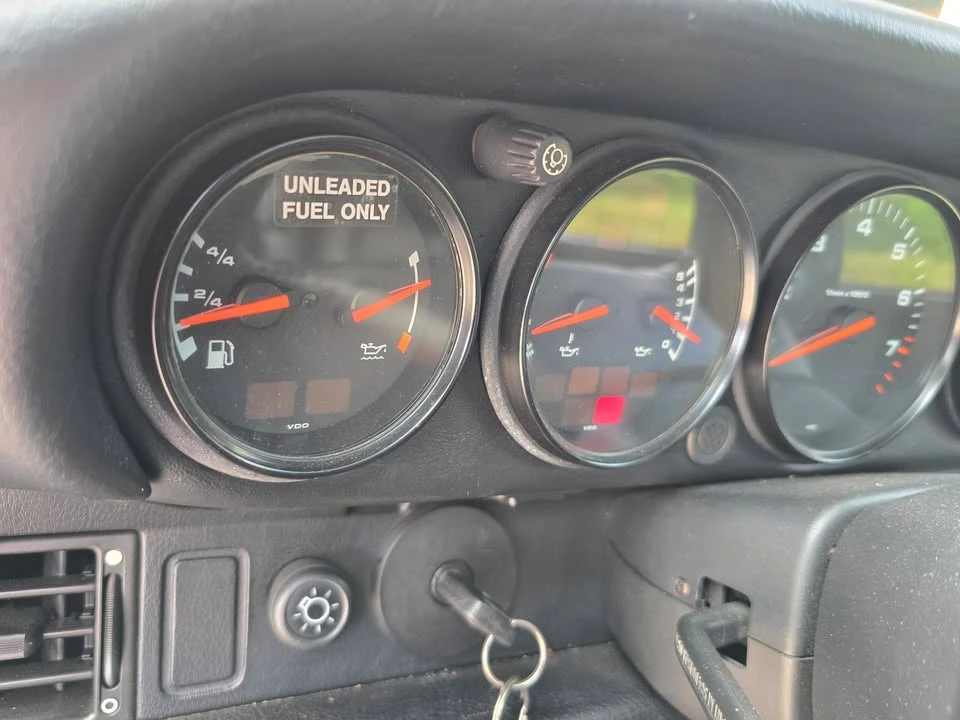 1990 Porsche 964 Carrera - Image 15 of 17