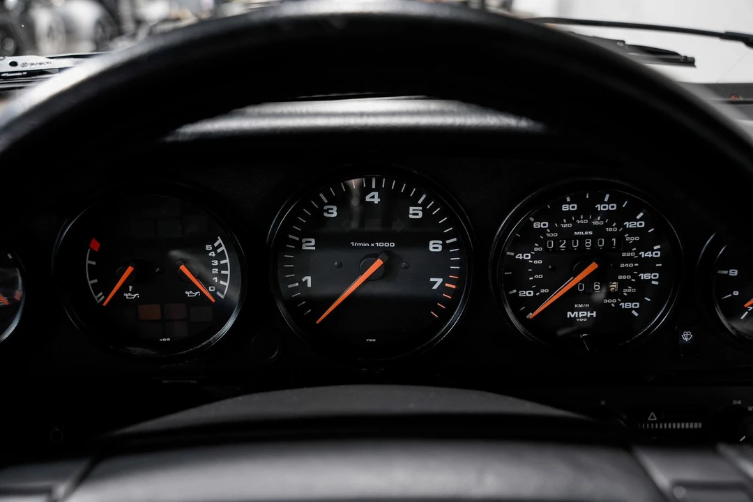 1990 Porsche 964 Carrera - Image 12 of 31