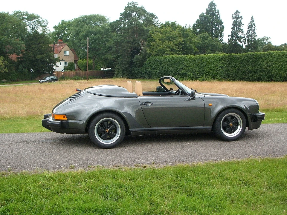 1990 Porsche 911 Carrera 3.2 - Image 2 of 6